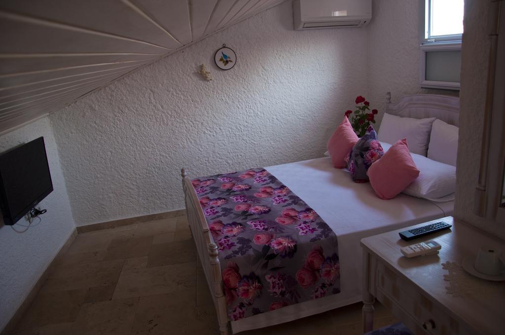 Galya Otel Alaçatı Rom bilde